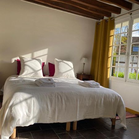 Une Vie En Rose Pressagny-lʼOrgeuilleux エクステリア 写真