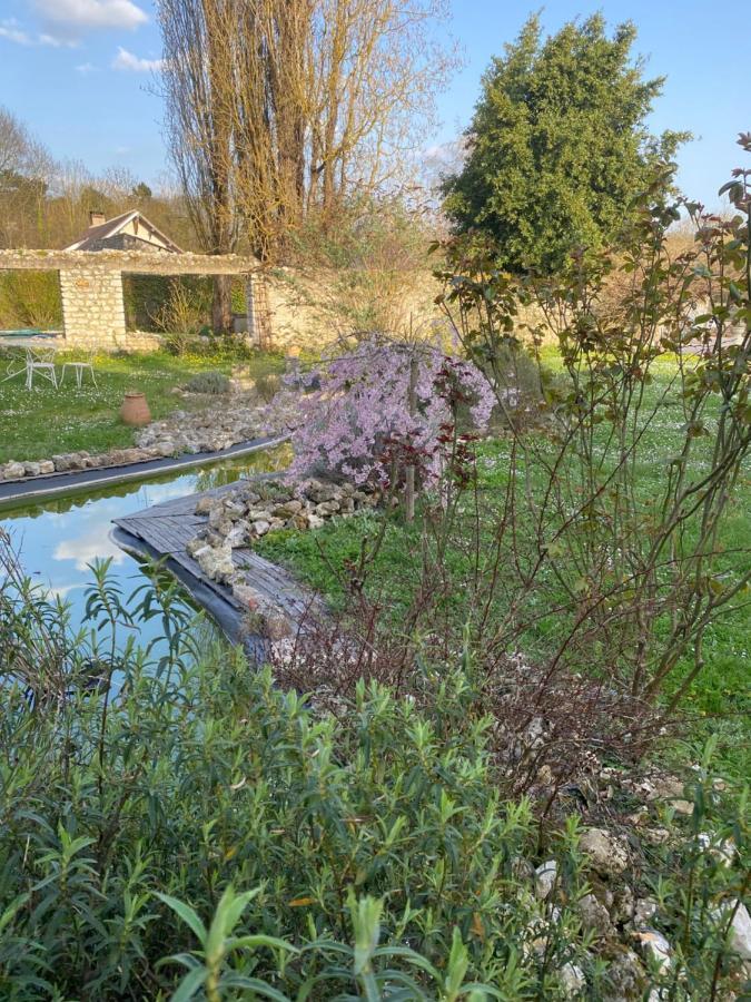 Une Vie En Rose Pressagny-lʼOrgeuilleux エクステリア 写真